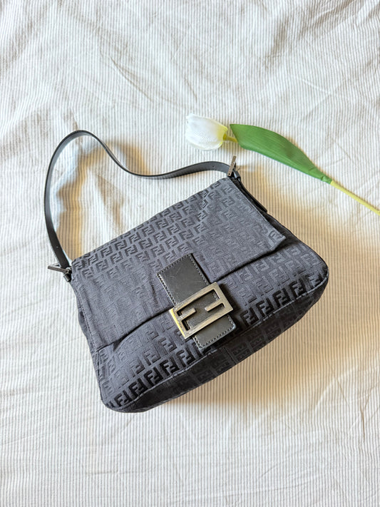 Fendi Mama baguette nera
