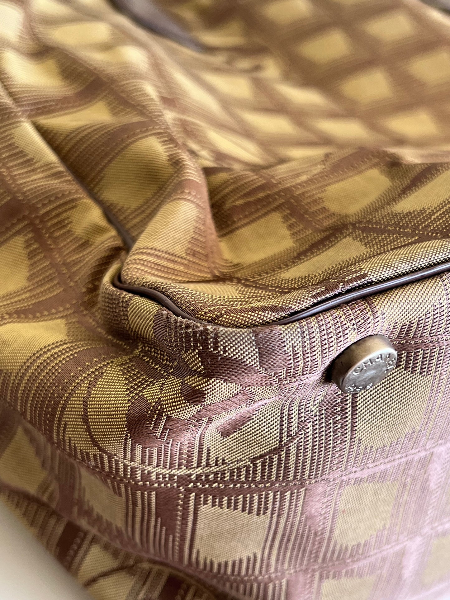 Chanel new travel light  Khaki