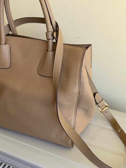 Prada tote in pelle