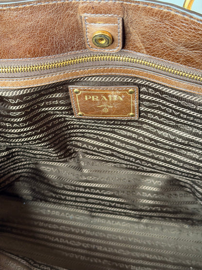 Prada tote nocciola