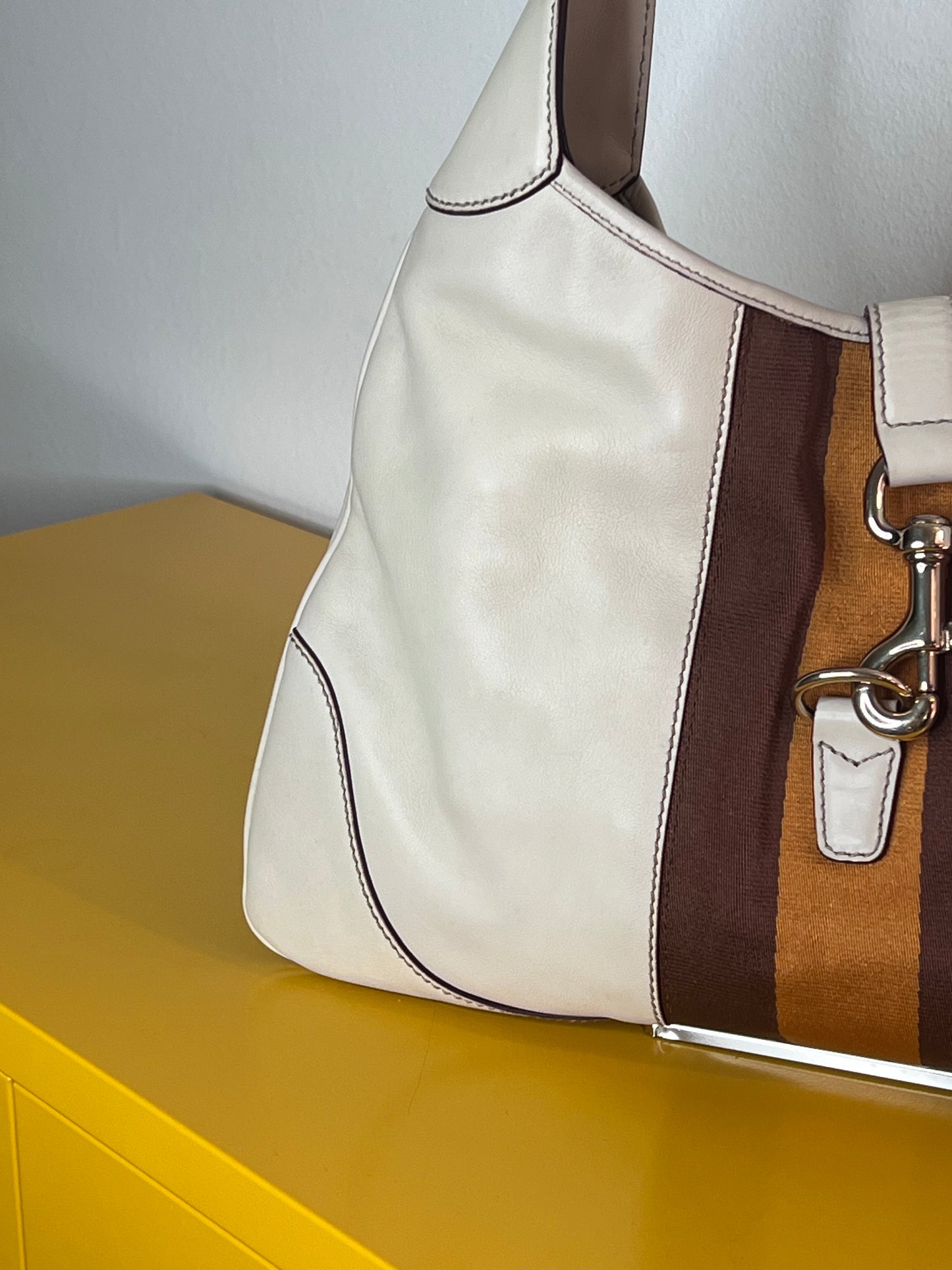 Gucci Bouvier avorio