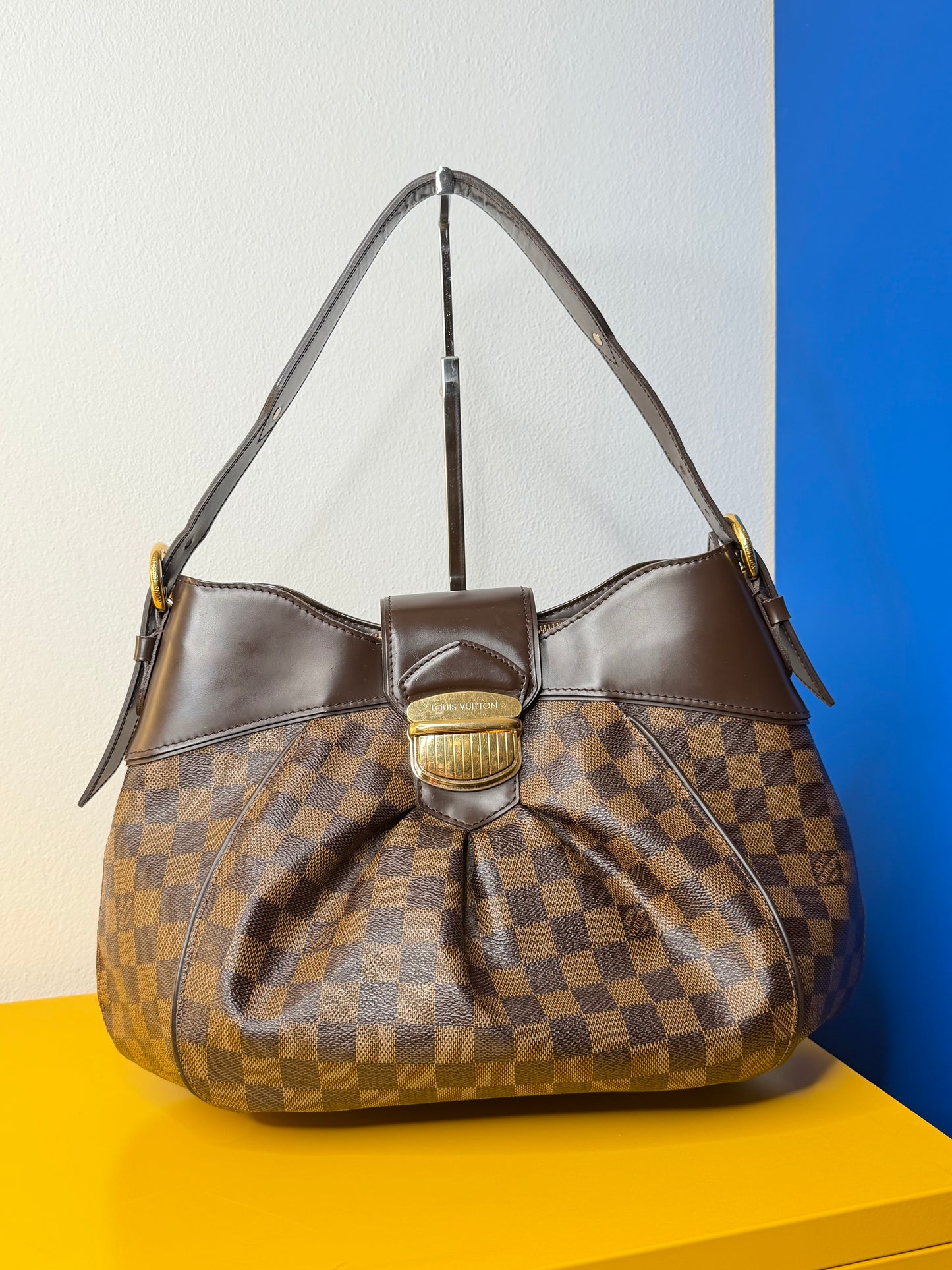Louis Vuitton Sistina MM