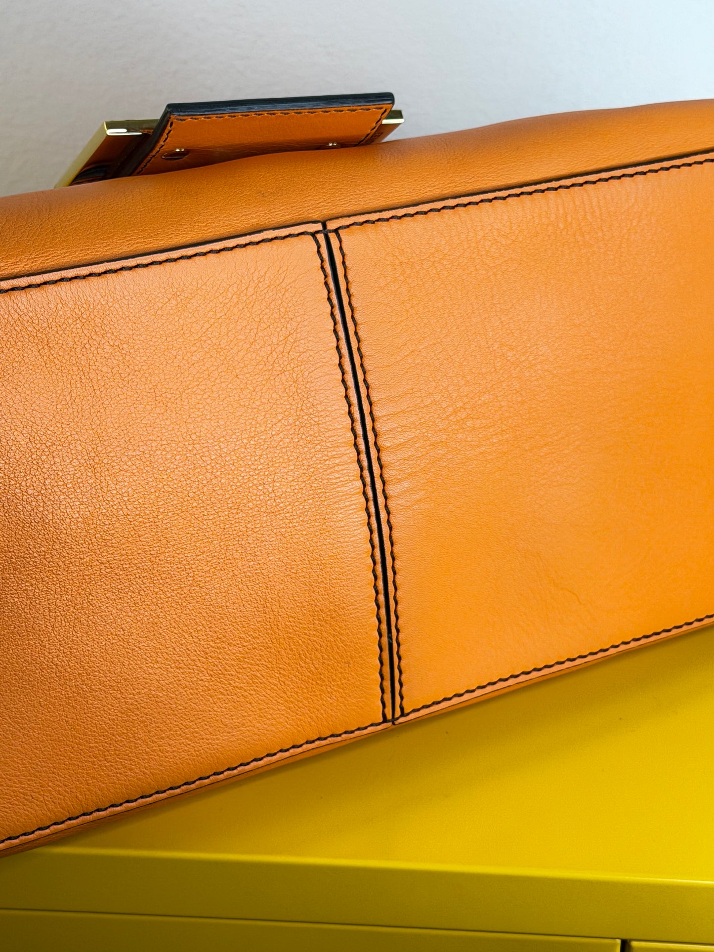 Fendi Mamma Baguette Arancione