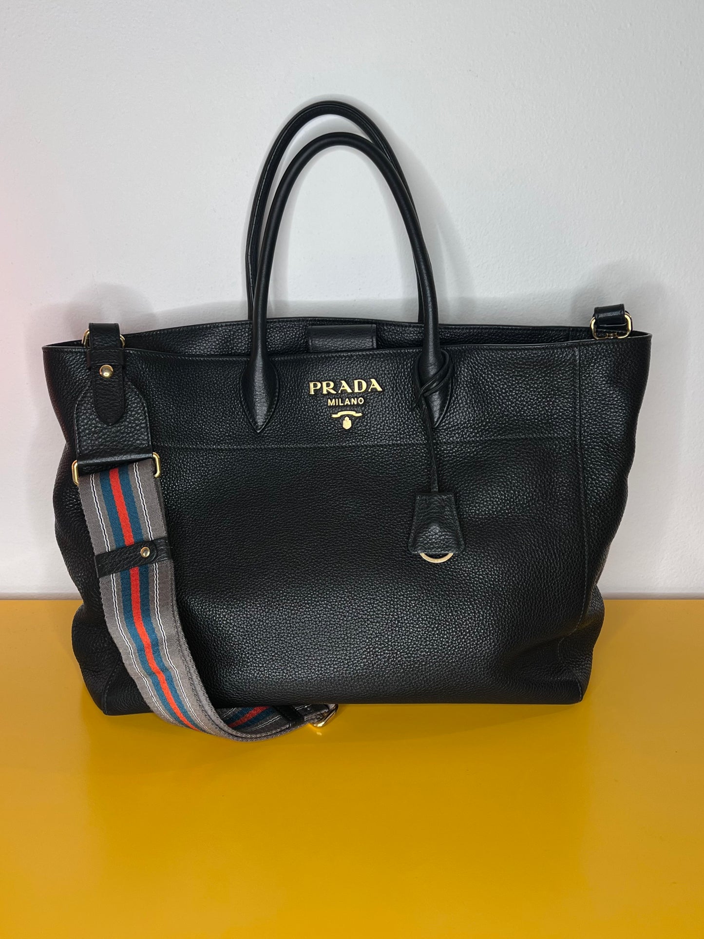 Prada tote nera