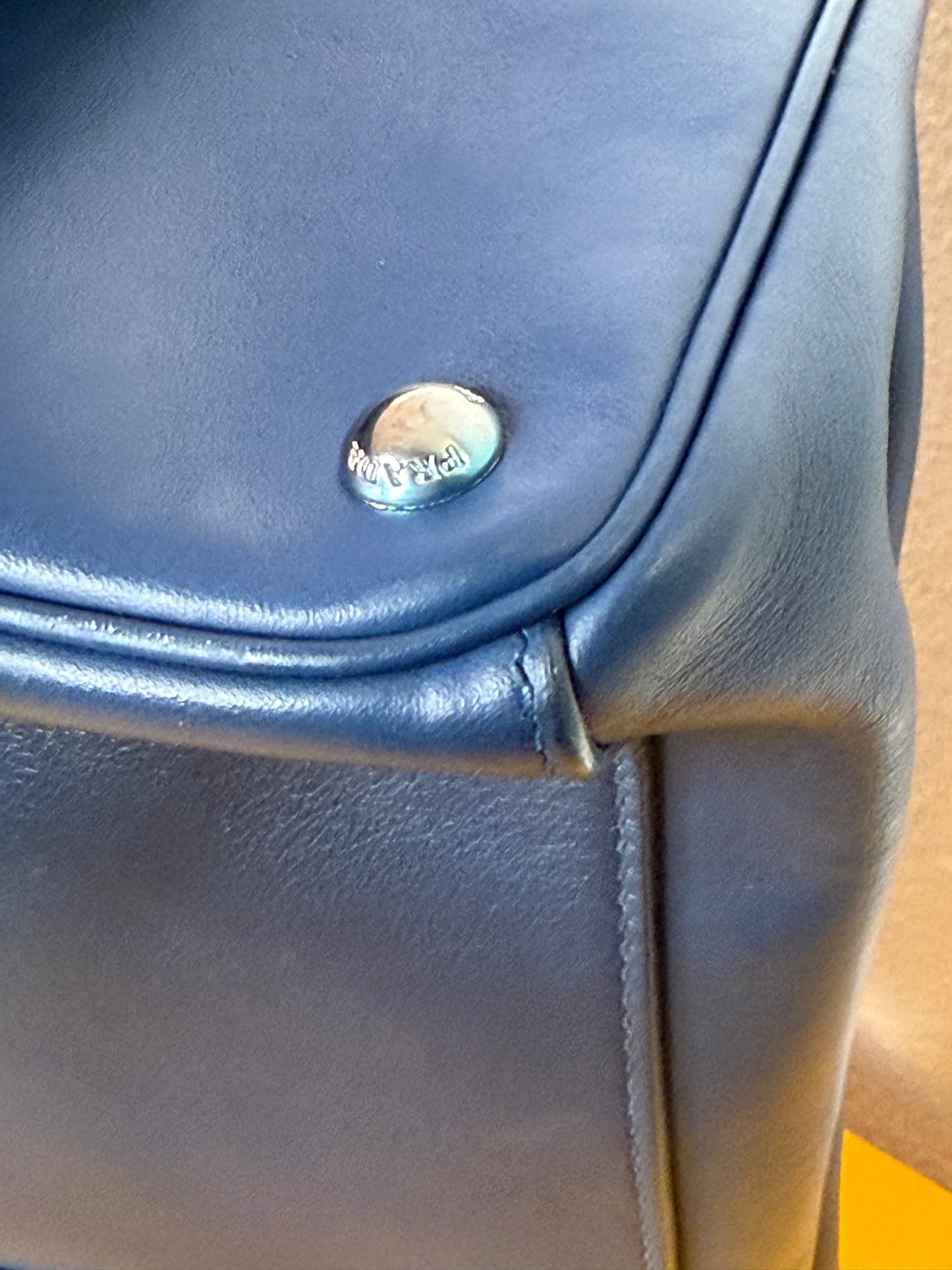 Prada galleria blu