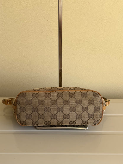 Gucci Boat Bag Beige