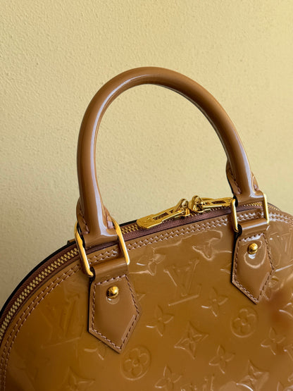 Louis Vuitton Alma BB Vernis