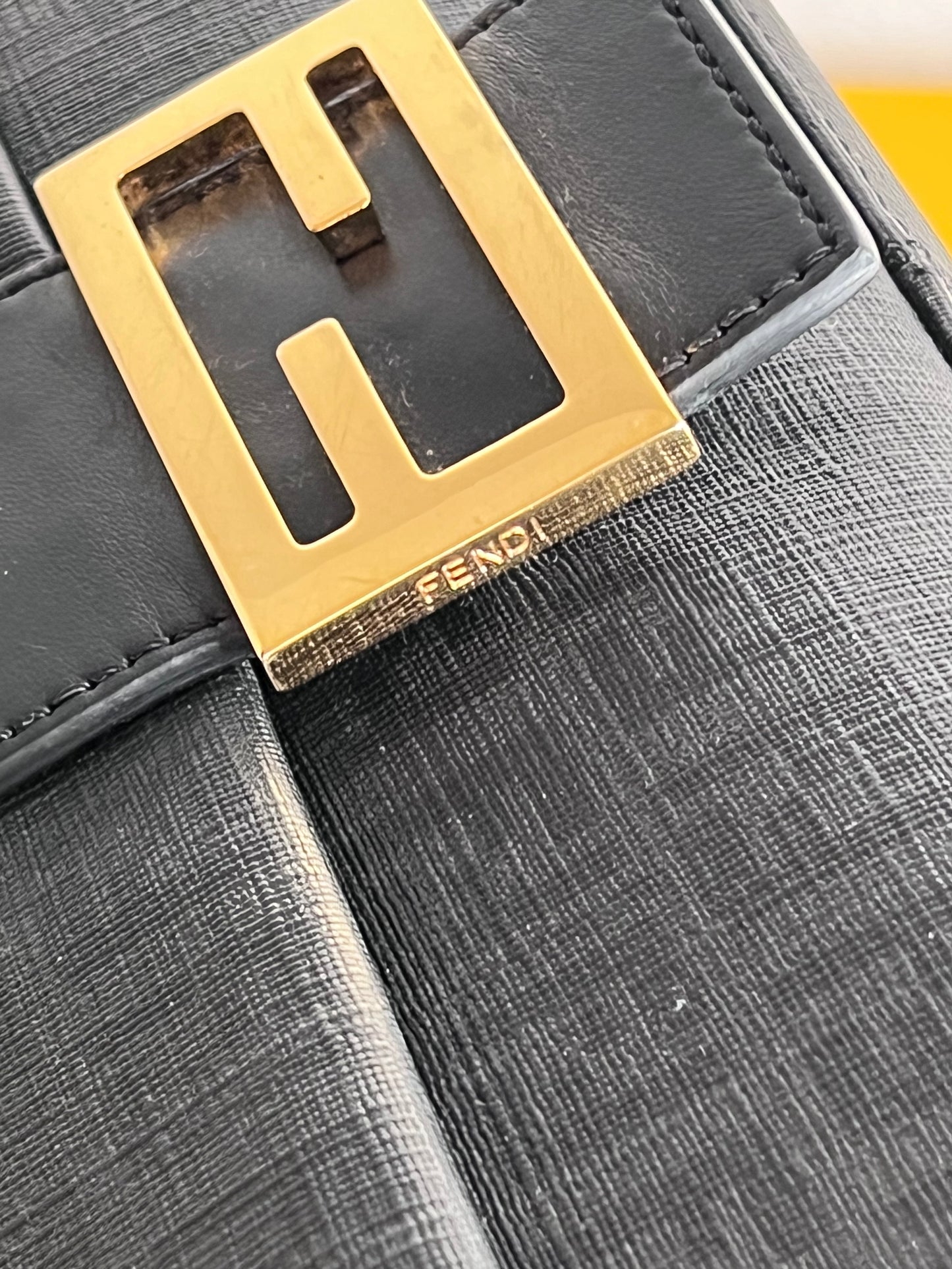 Fendi Mamma tessuto roll