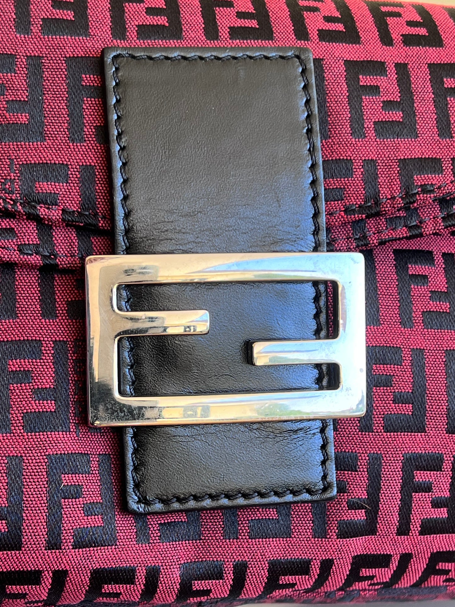 Fendi baguette Double Flap rossa/nera