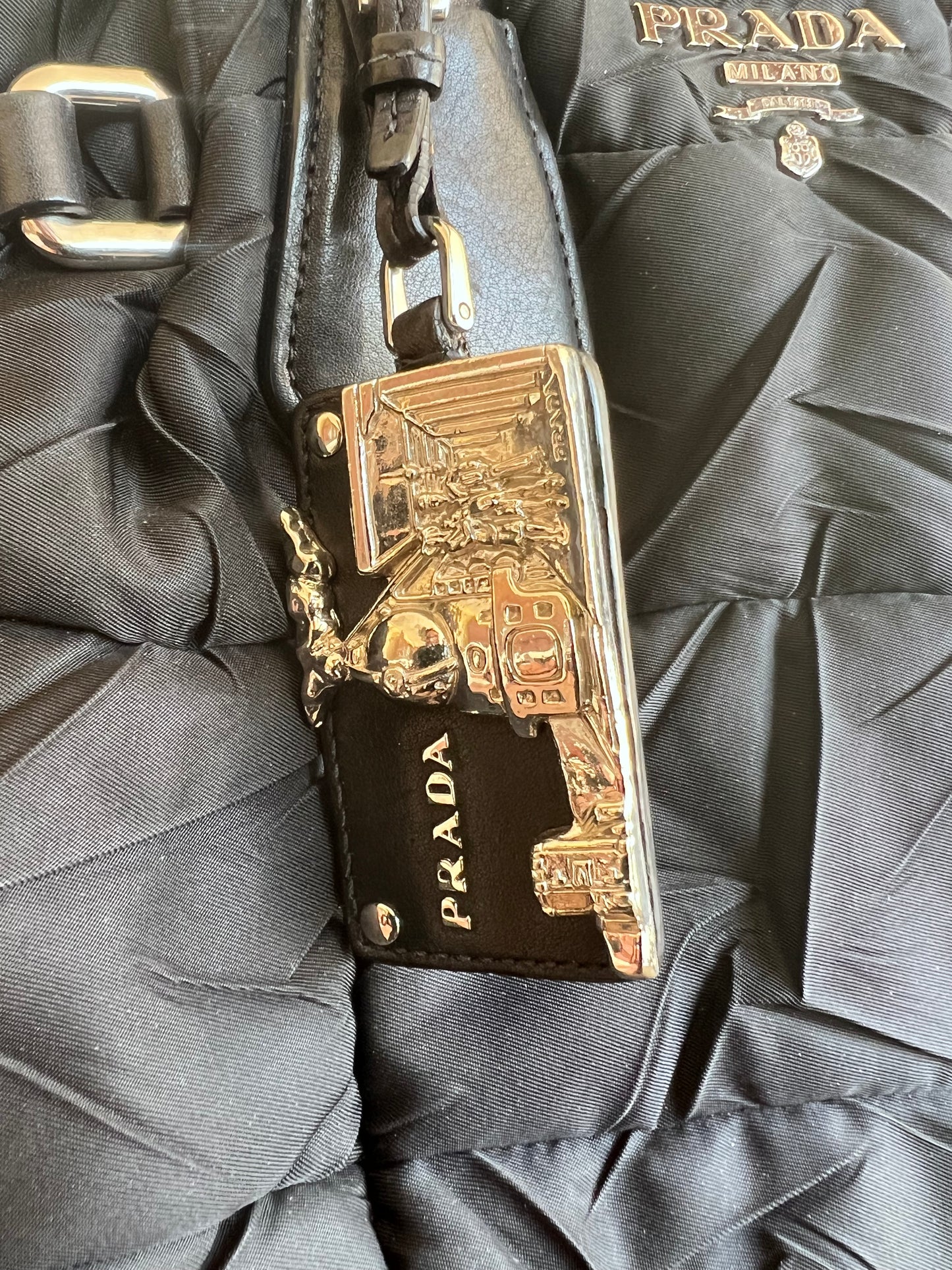 Prada Tessuto Crispy Satchel in Nylon trapuntato