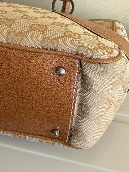 Gucci tote beige