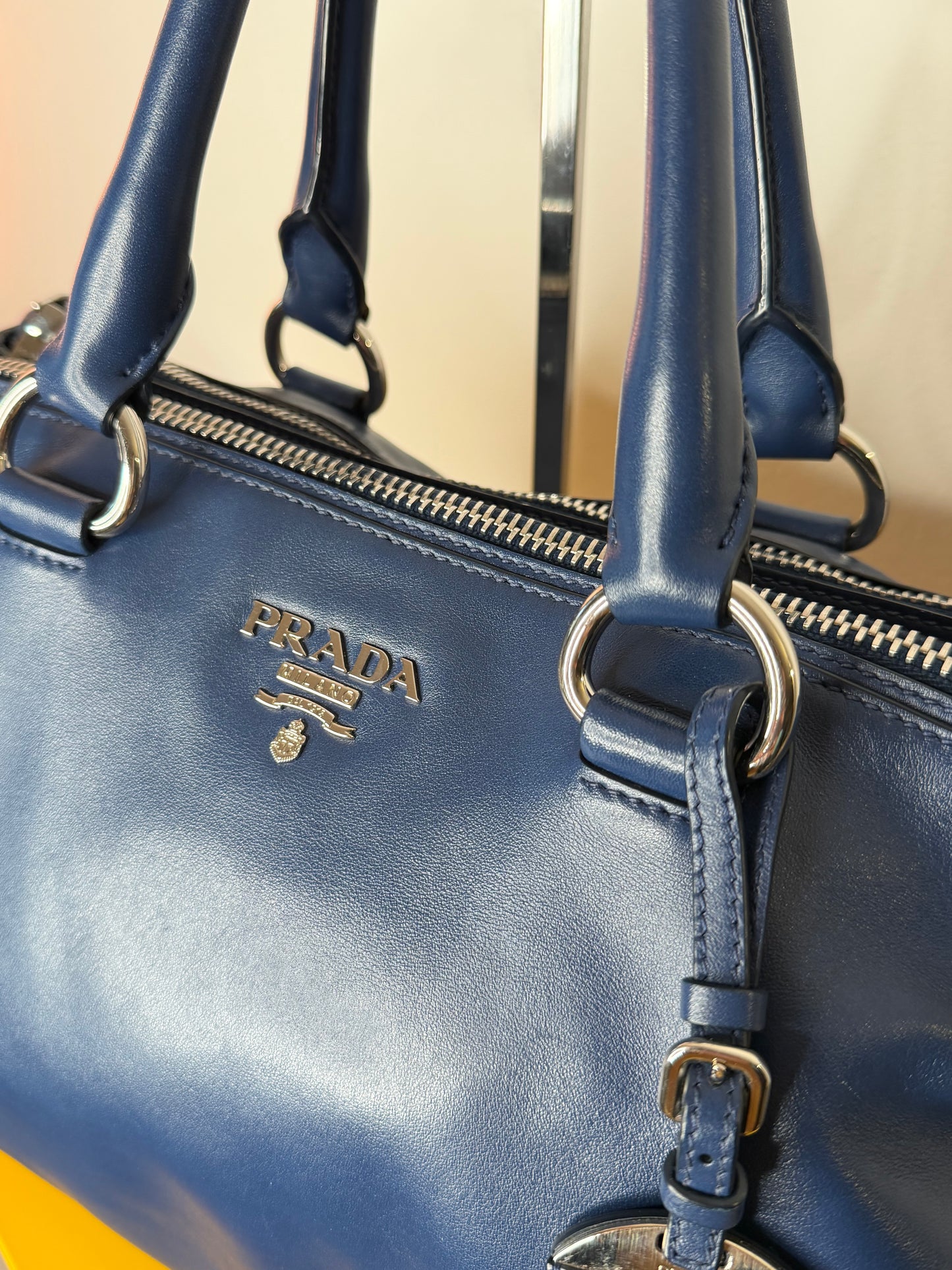 Prada soft calf blu