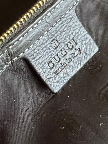 Gucci tote hysteria