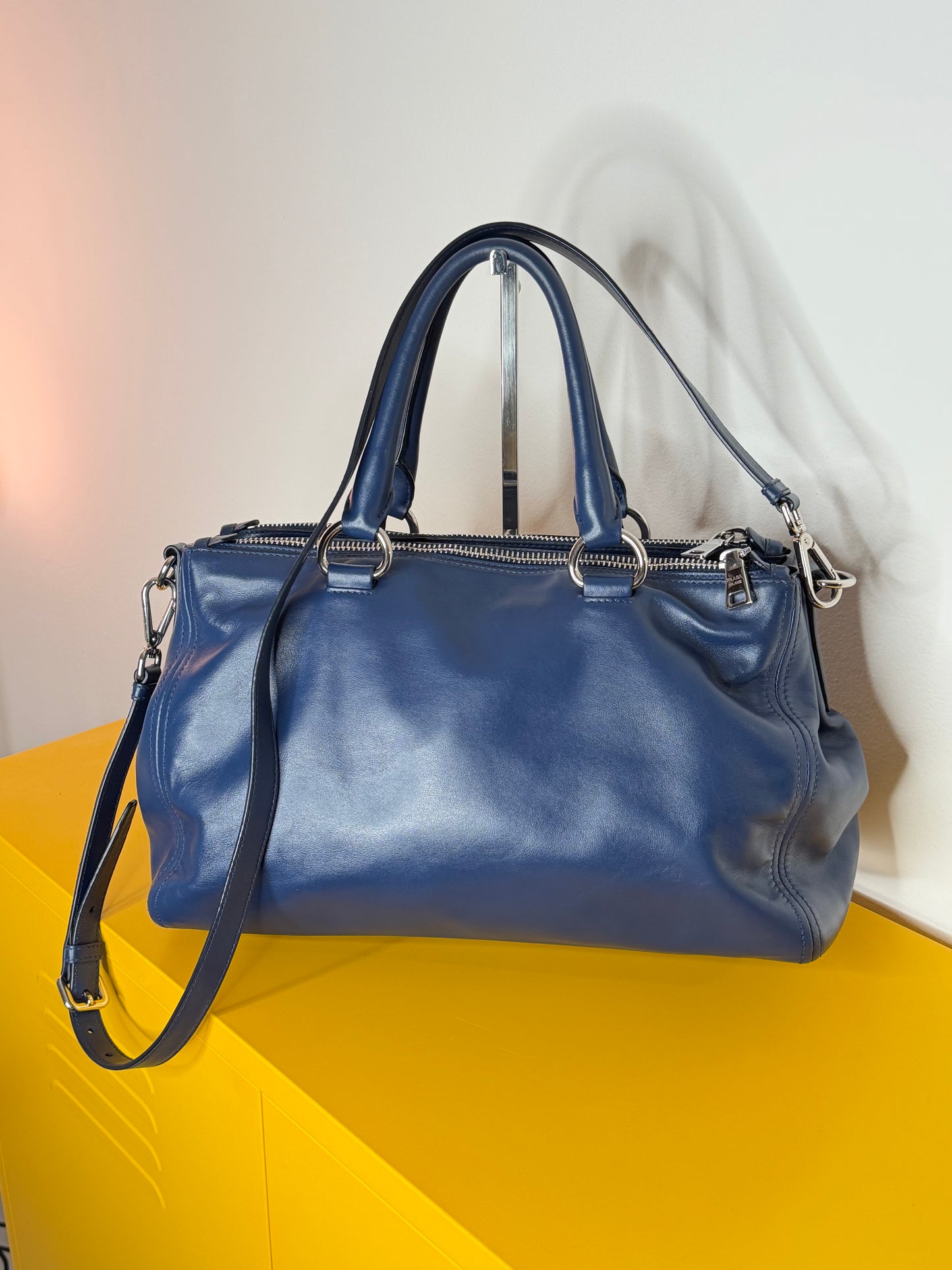 Prada soft calf blu