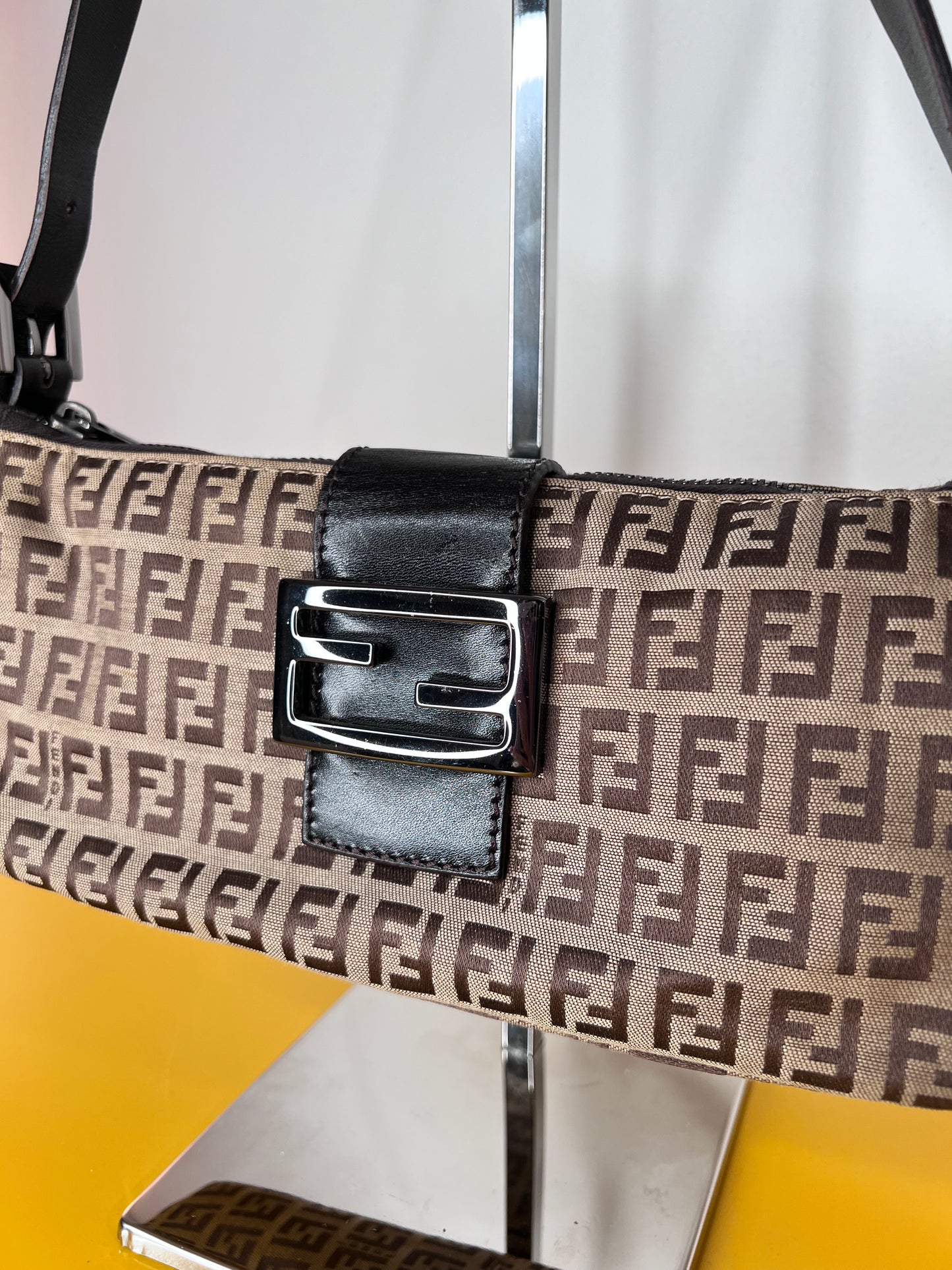 Fendi Mini Baguette Beige/Brown