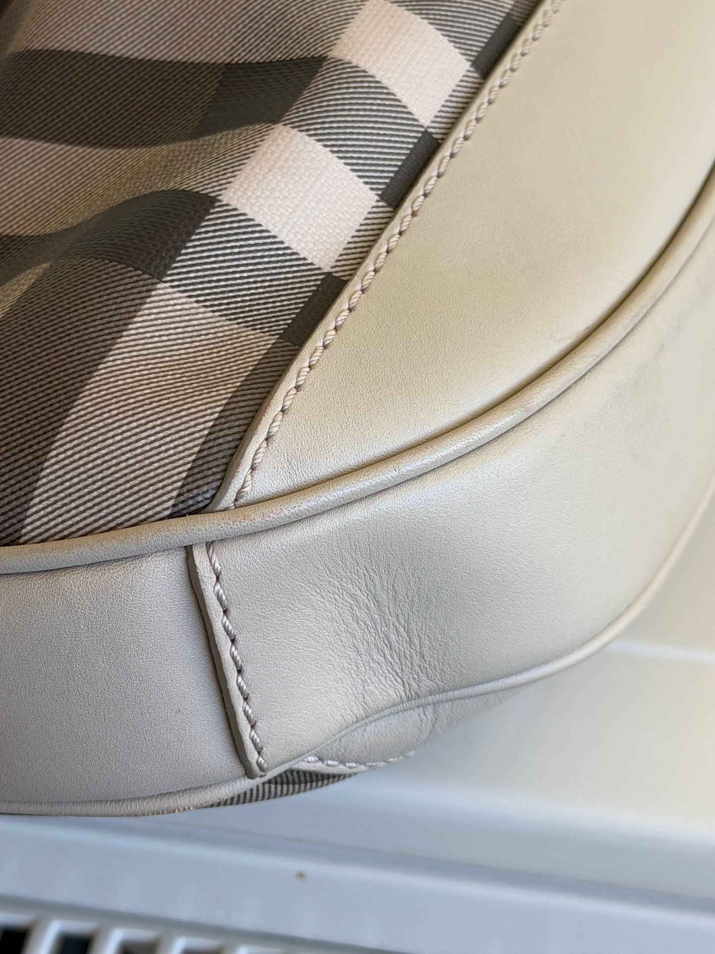 Burberry Hobo in Pelle