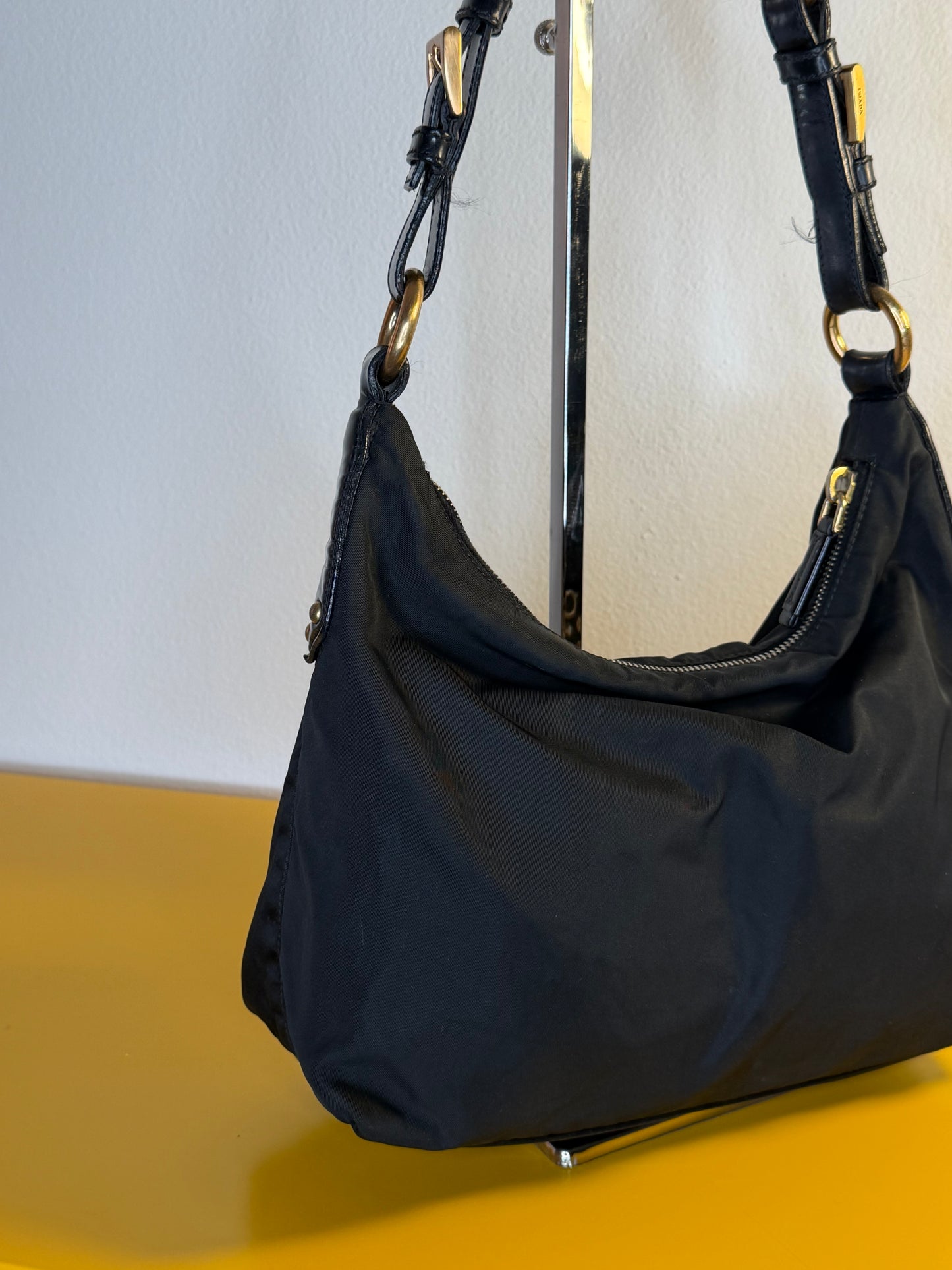 Prada Hobo Nera