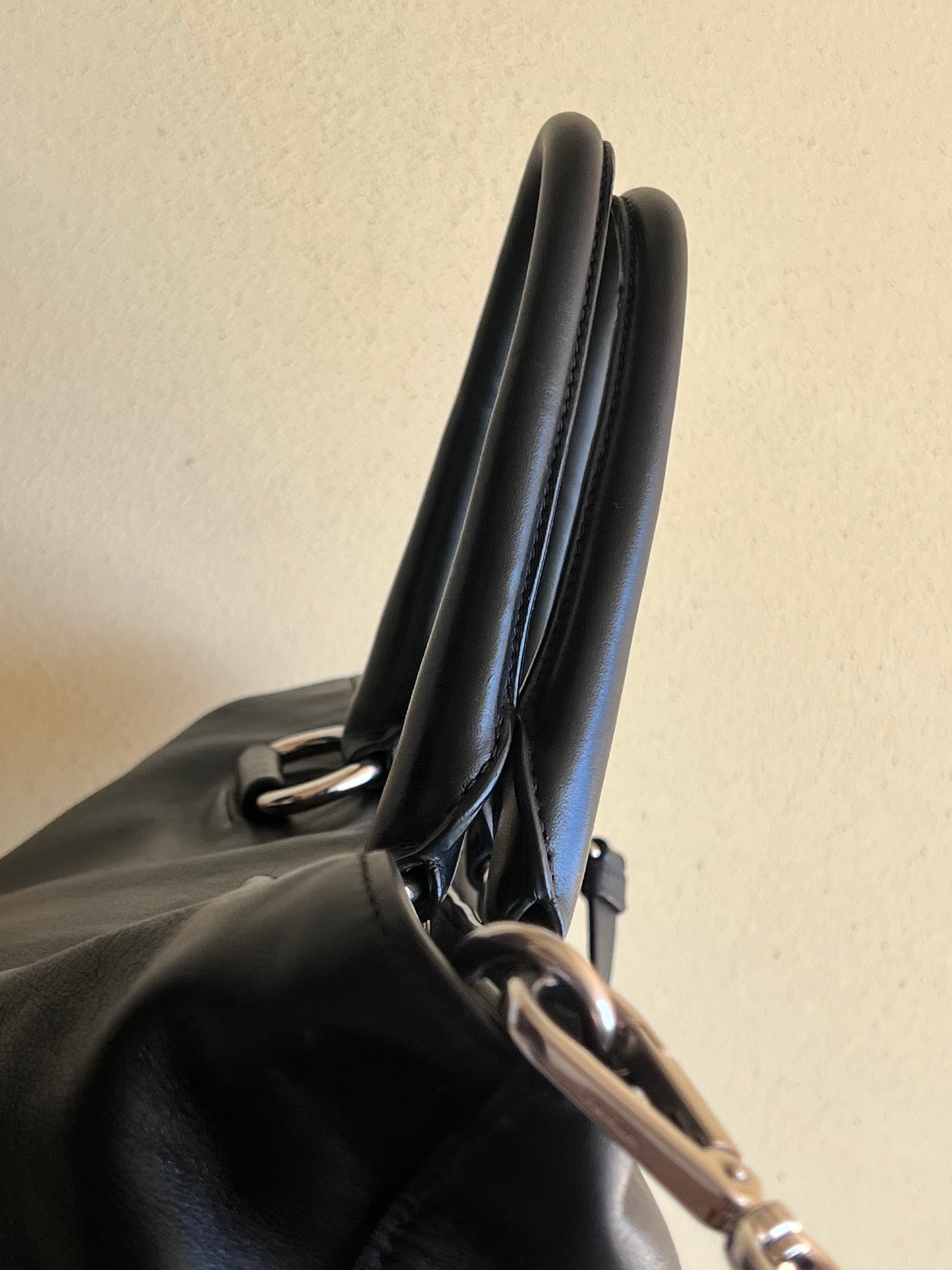 Prada tote nera con tracolla