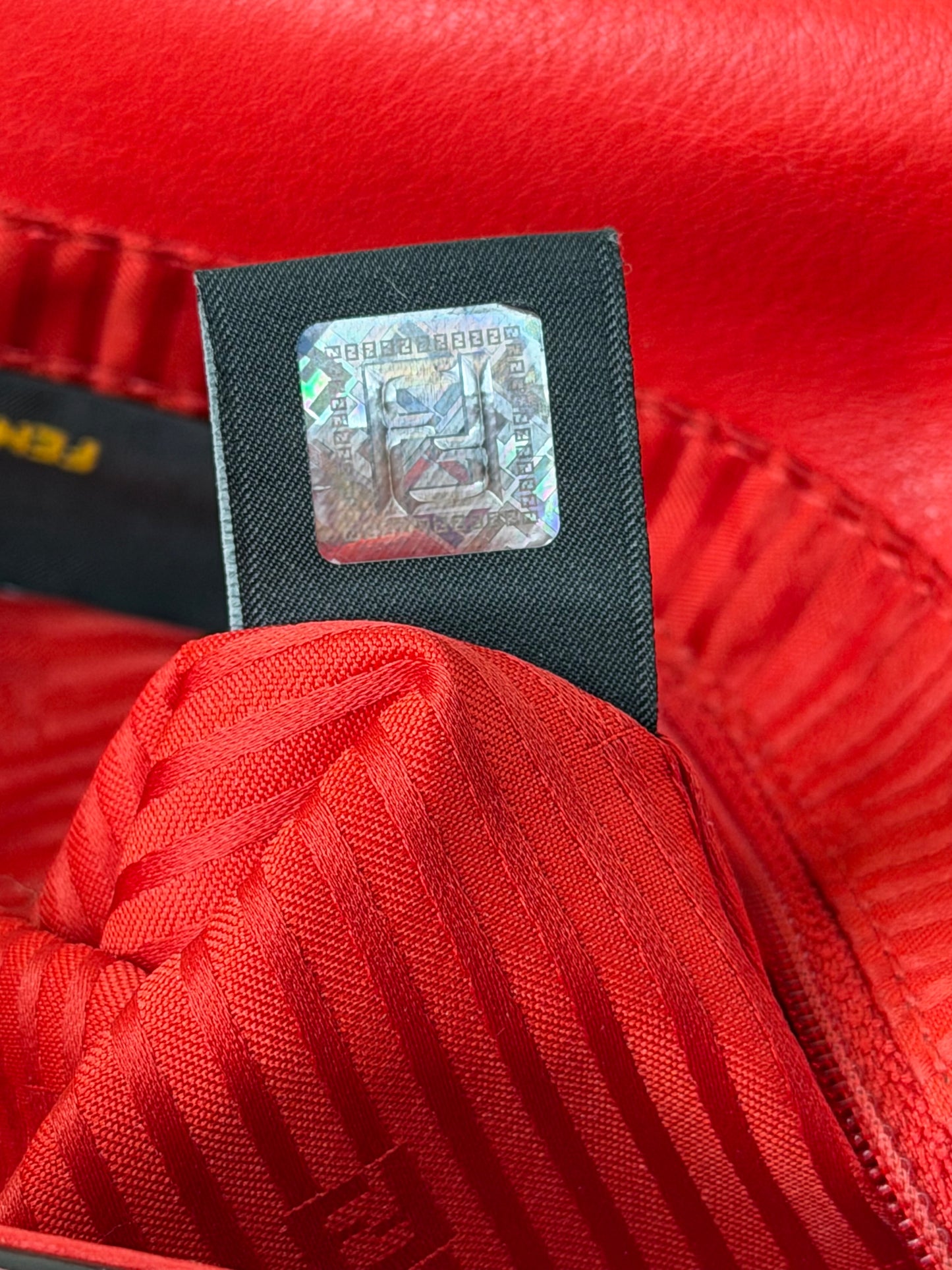 Fendi Mama Baguette rossa