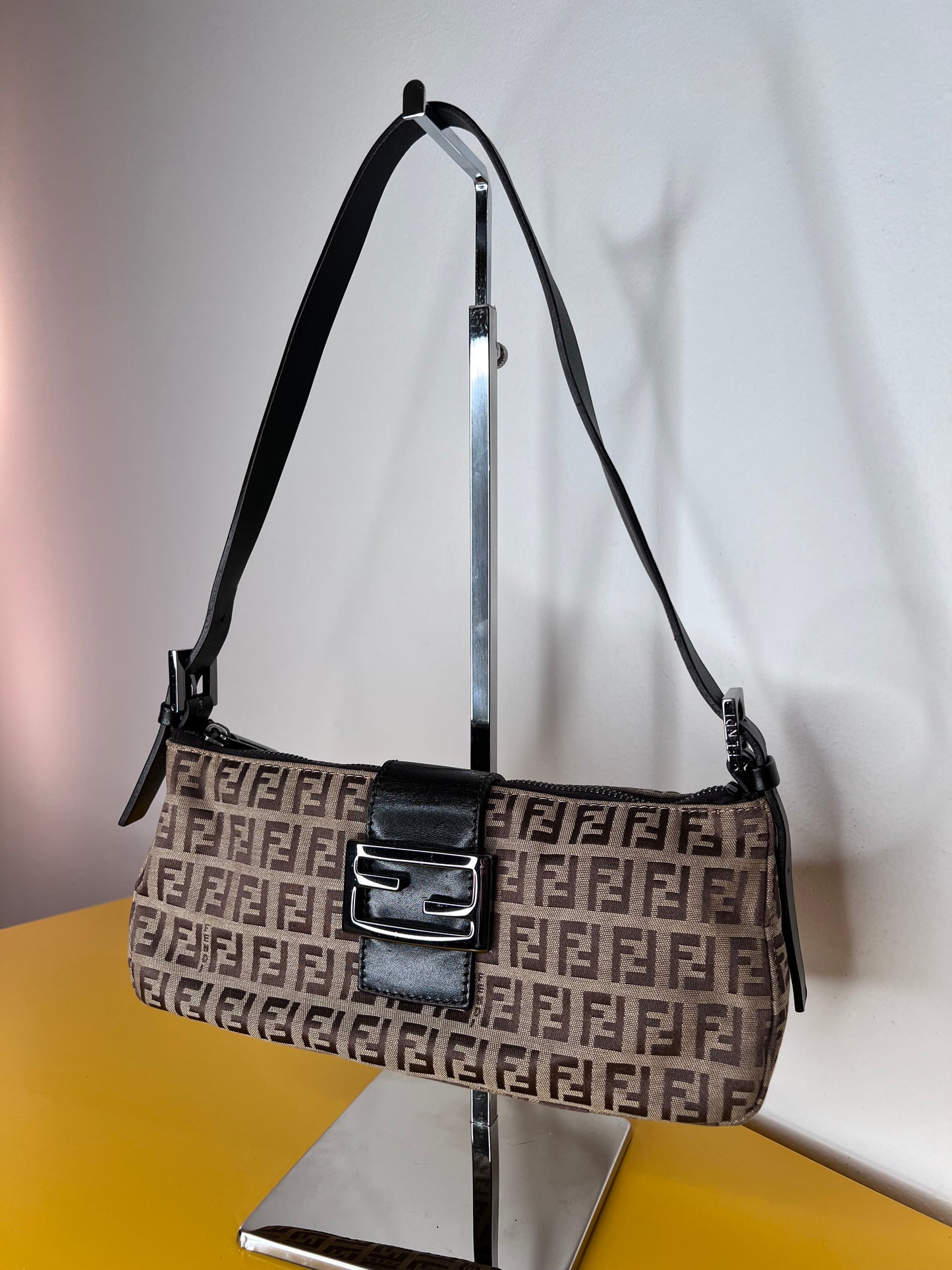 Fendi Mini Baguette Beige/Brown