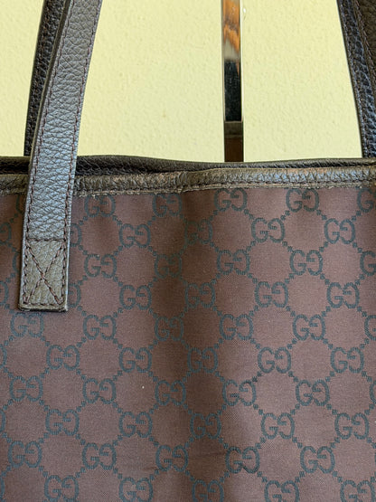 Gucci tote brown