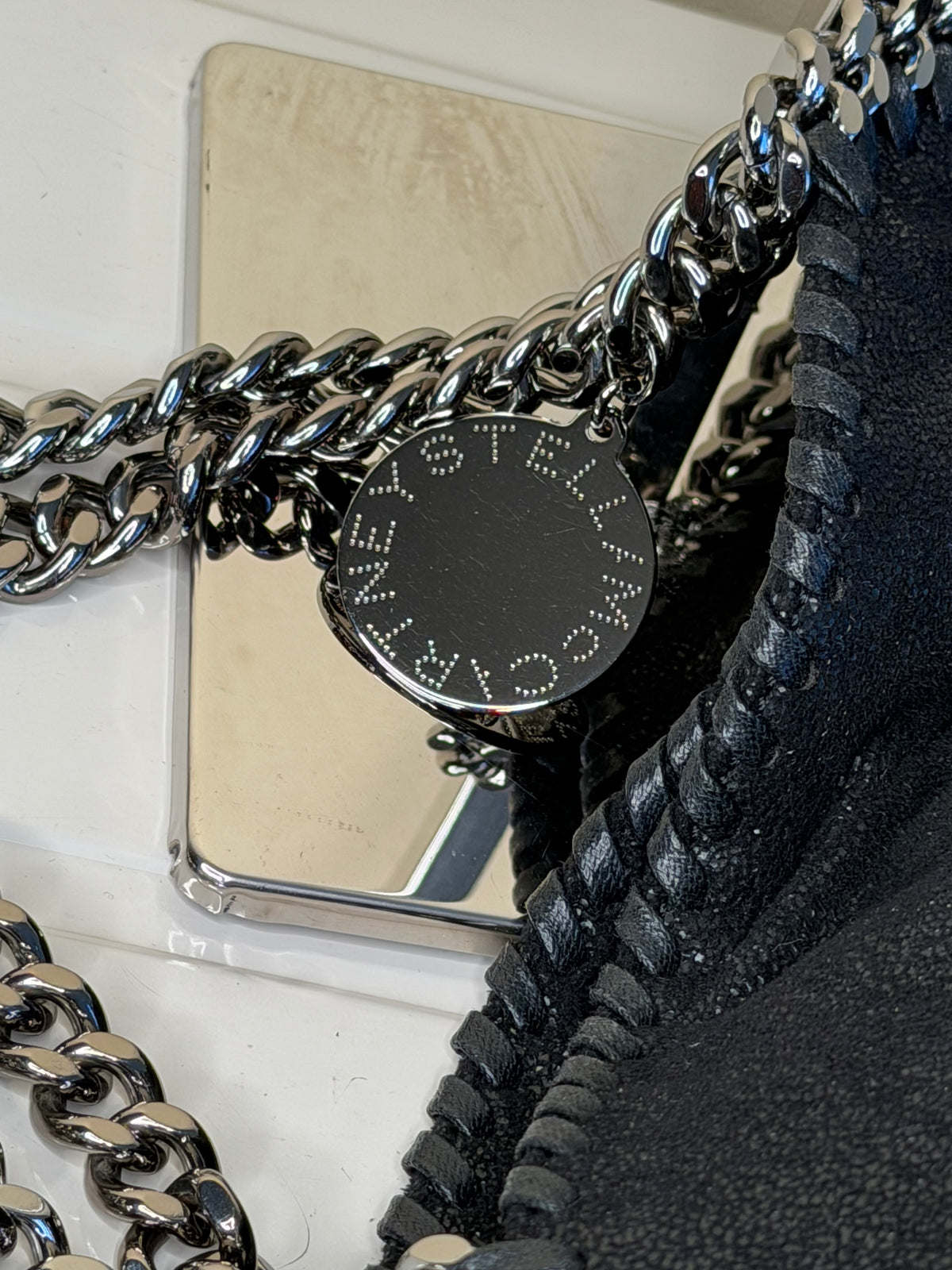 Falabella tre catene