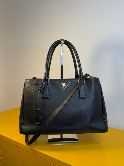 Prada Galleria in pelle Saffiano