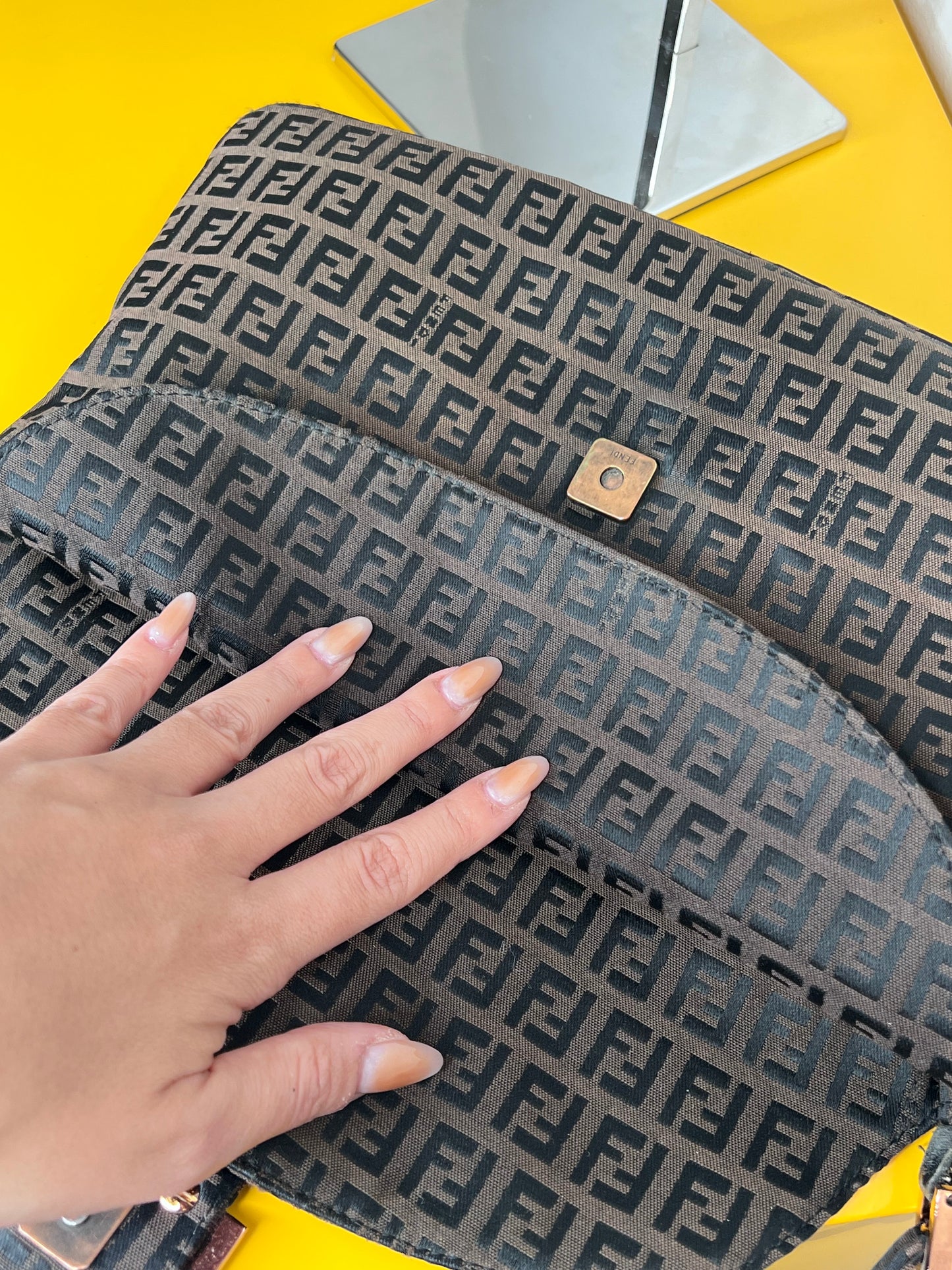 Fendi Baguette Marrone Double Flap