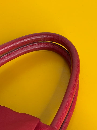 Prada in Nylon Ibisco(rosso fragola)