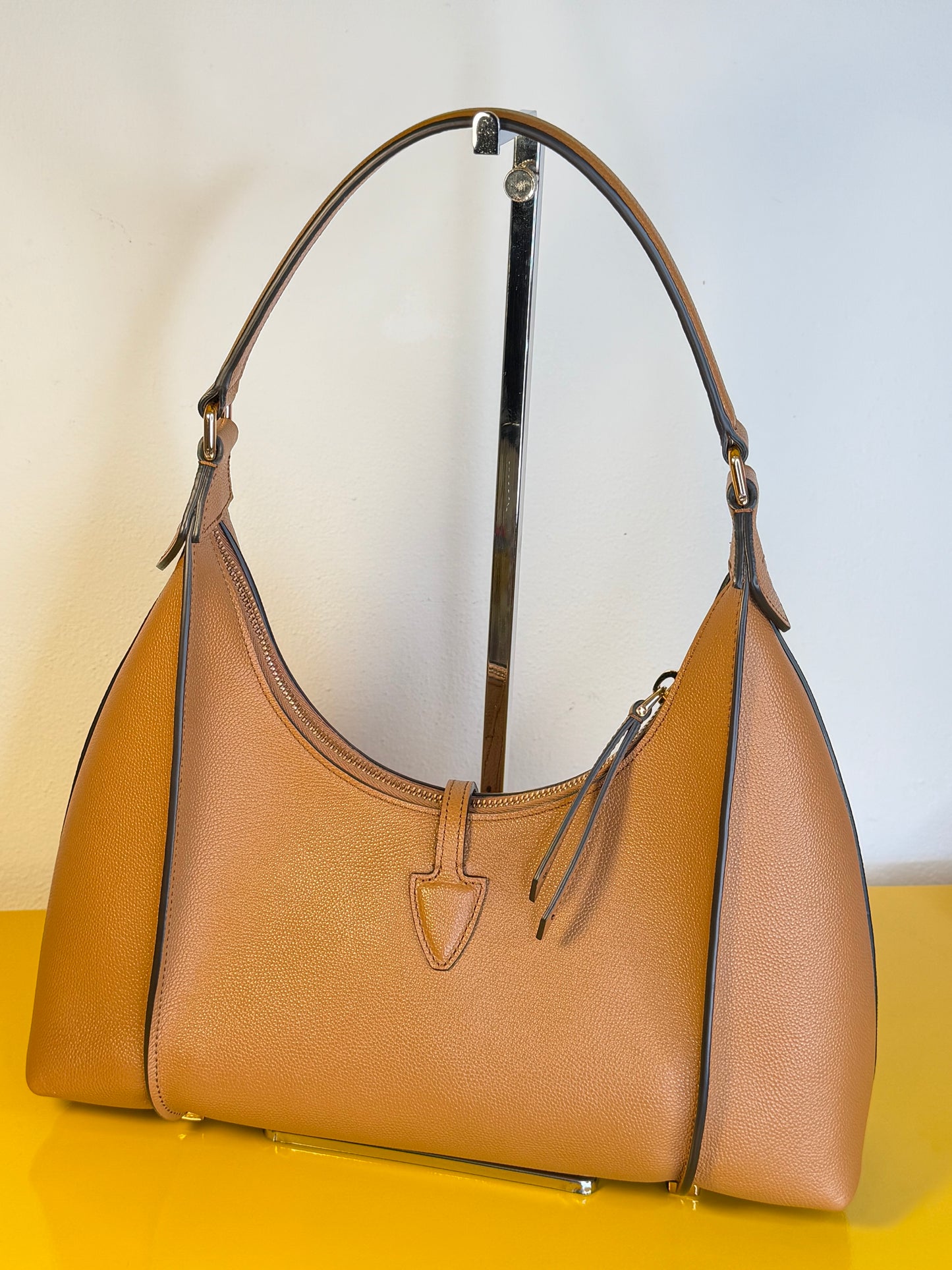 Tod's T Timeless
