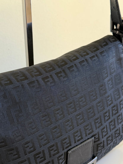 Fendi Mamma Baguette zucchino nera