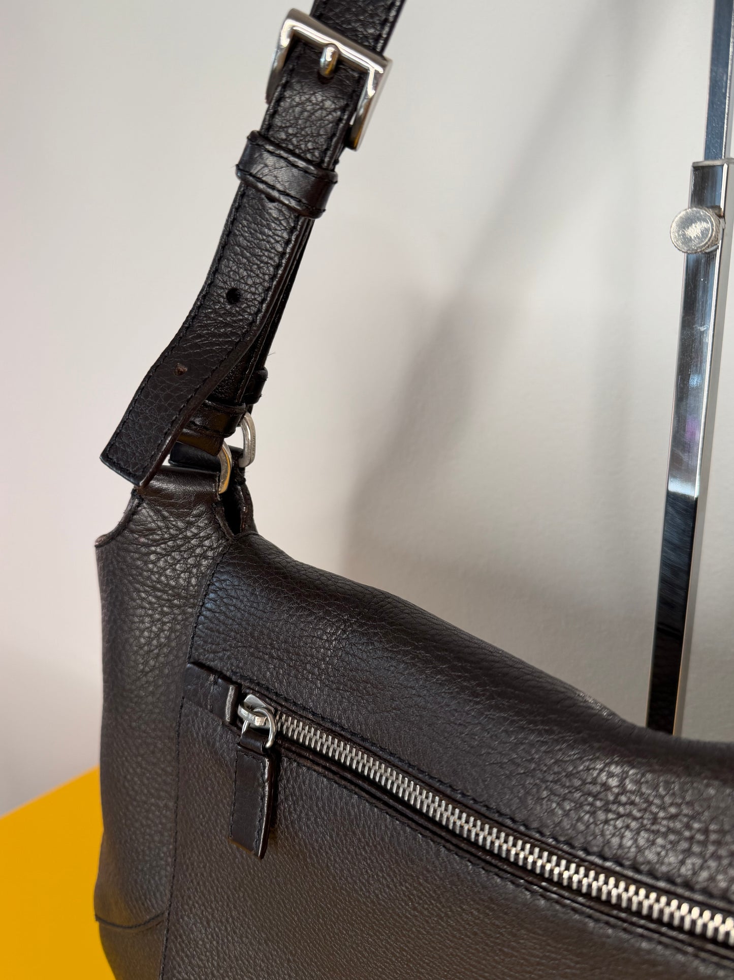 Prada Hobo brown