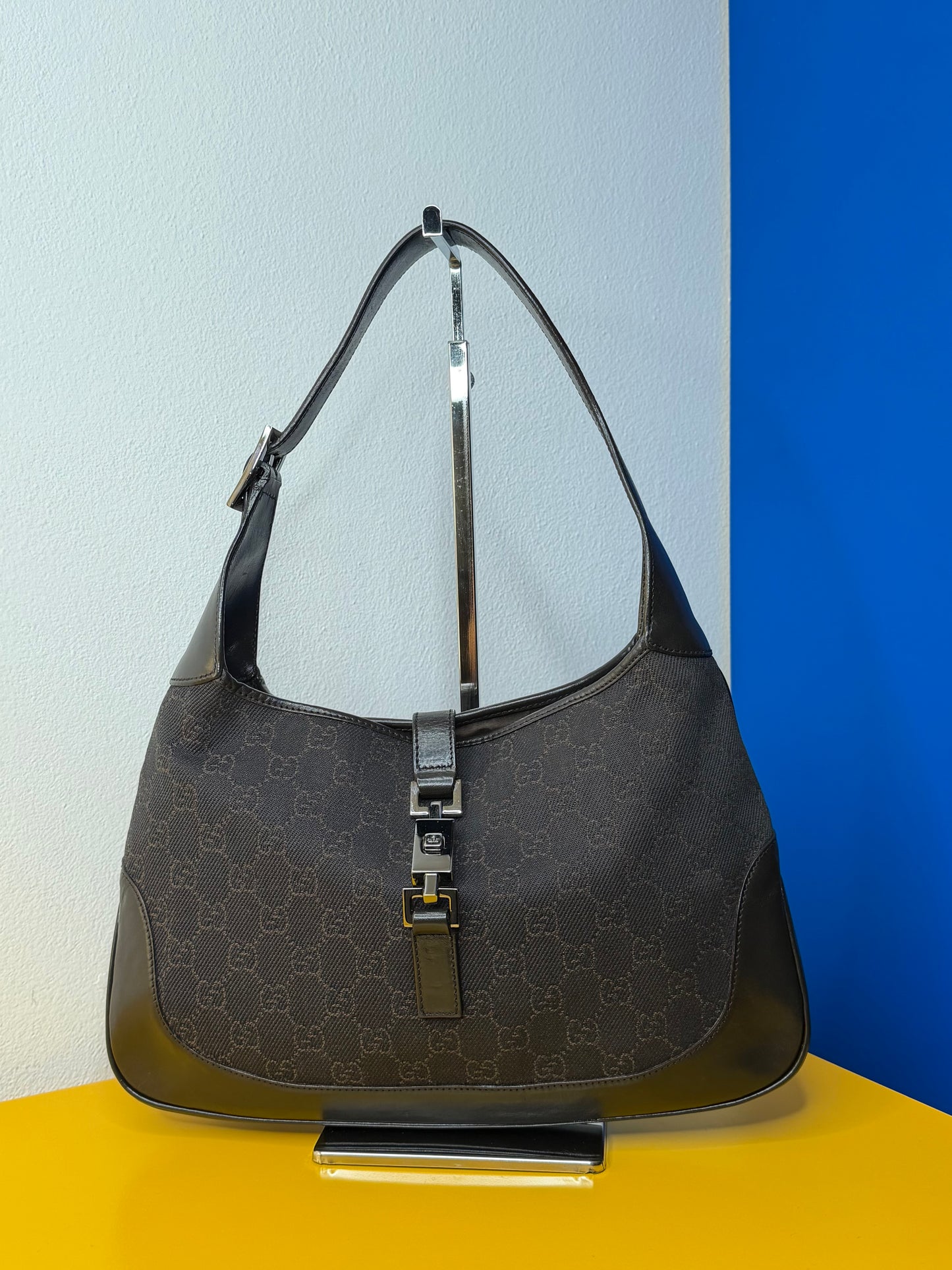 Gucci Jackie