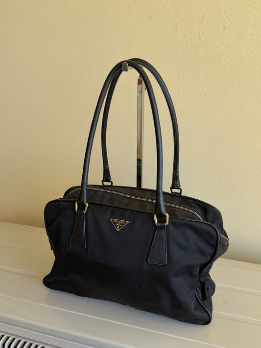 Prada Bauletto in Nylon e Pelle Saffiano