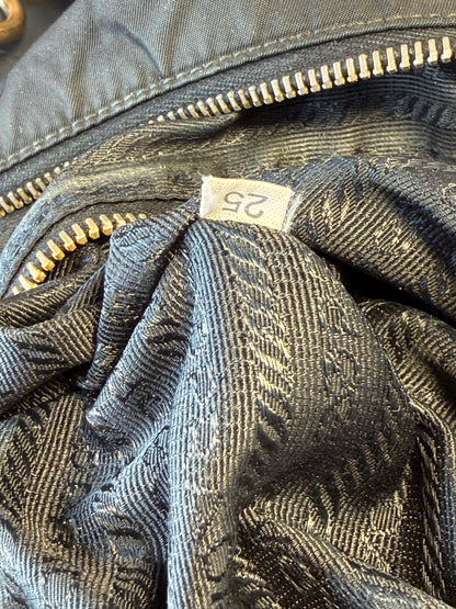 Prada Hobo Nera