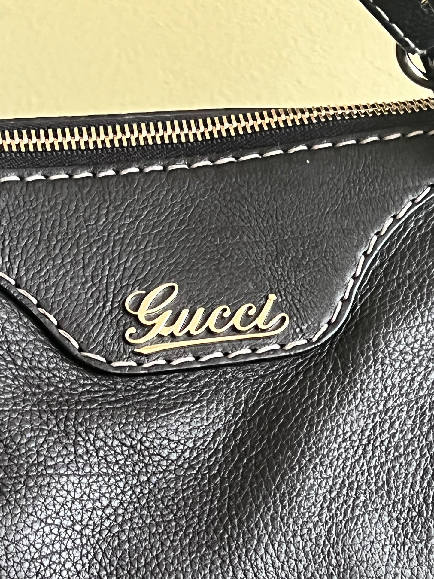 Gucci tote hysteria
