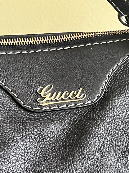 Gucci tote hysteria
