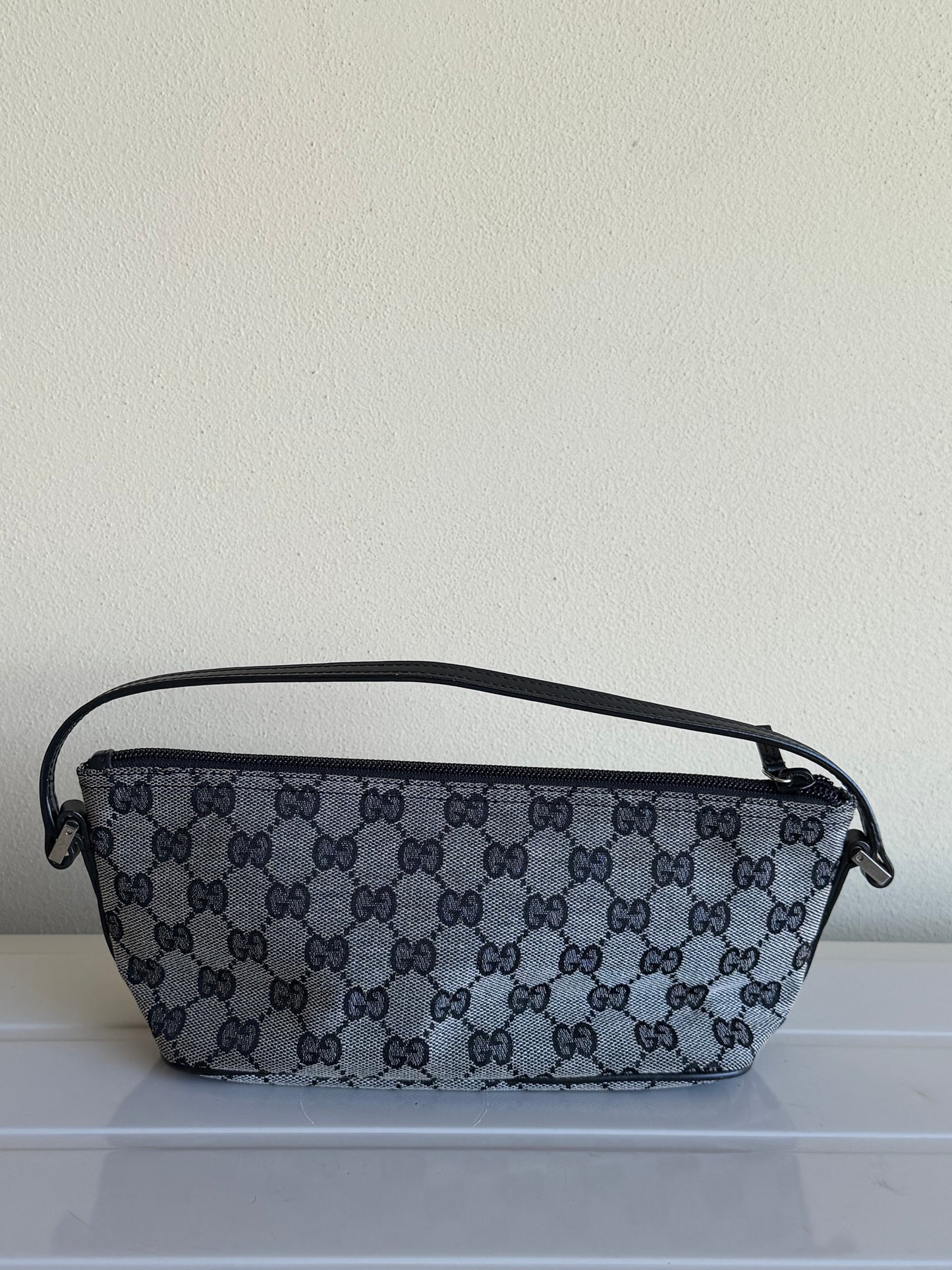 Gucci boat bag grey/black