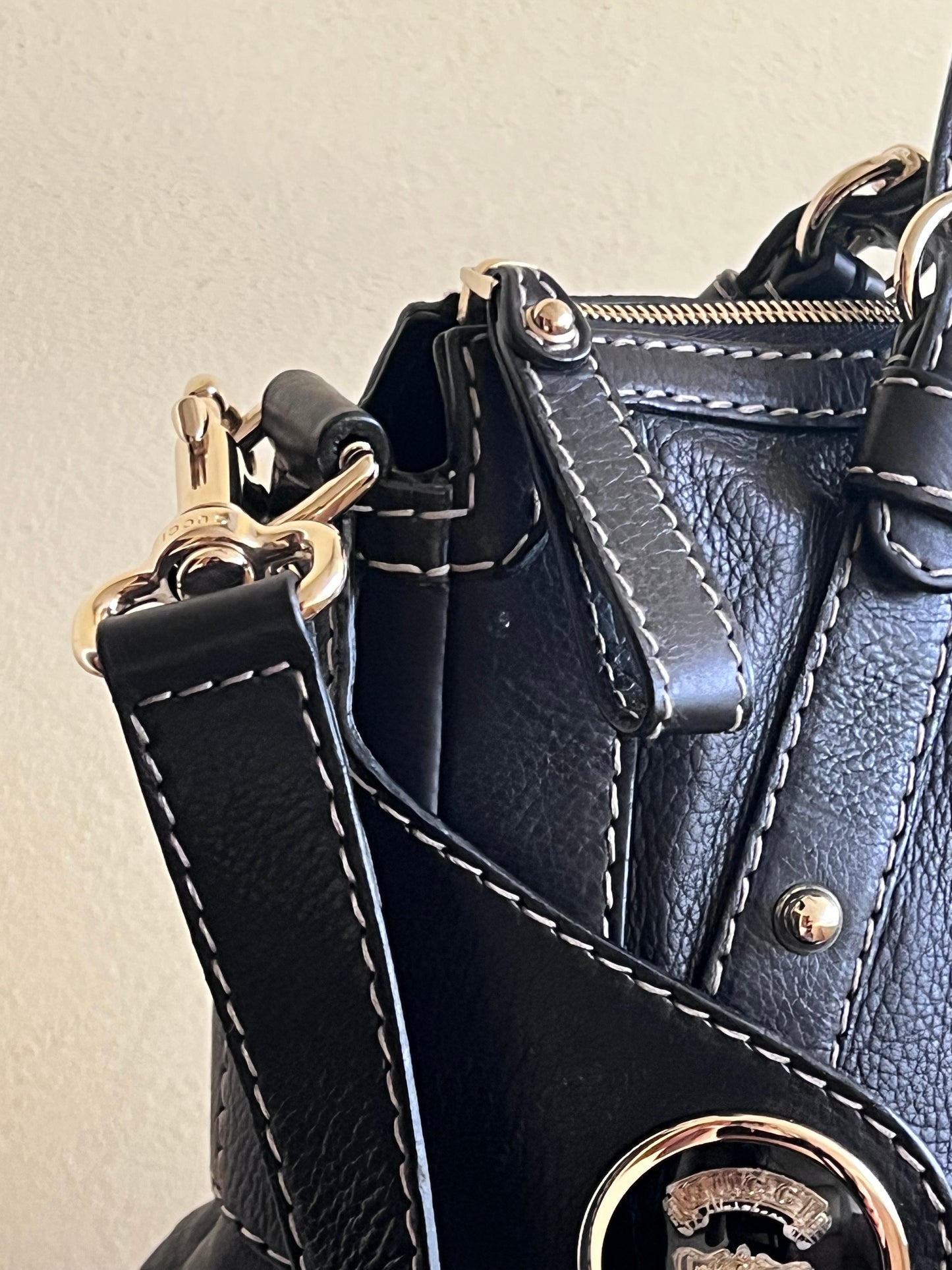 Gucci tote hysteria