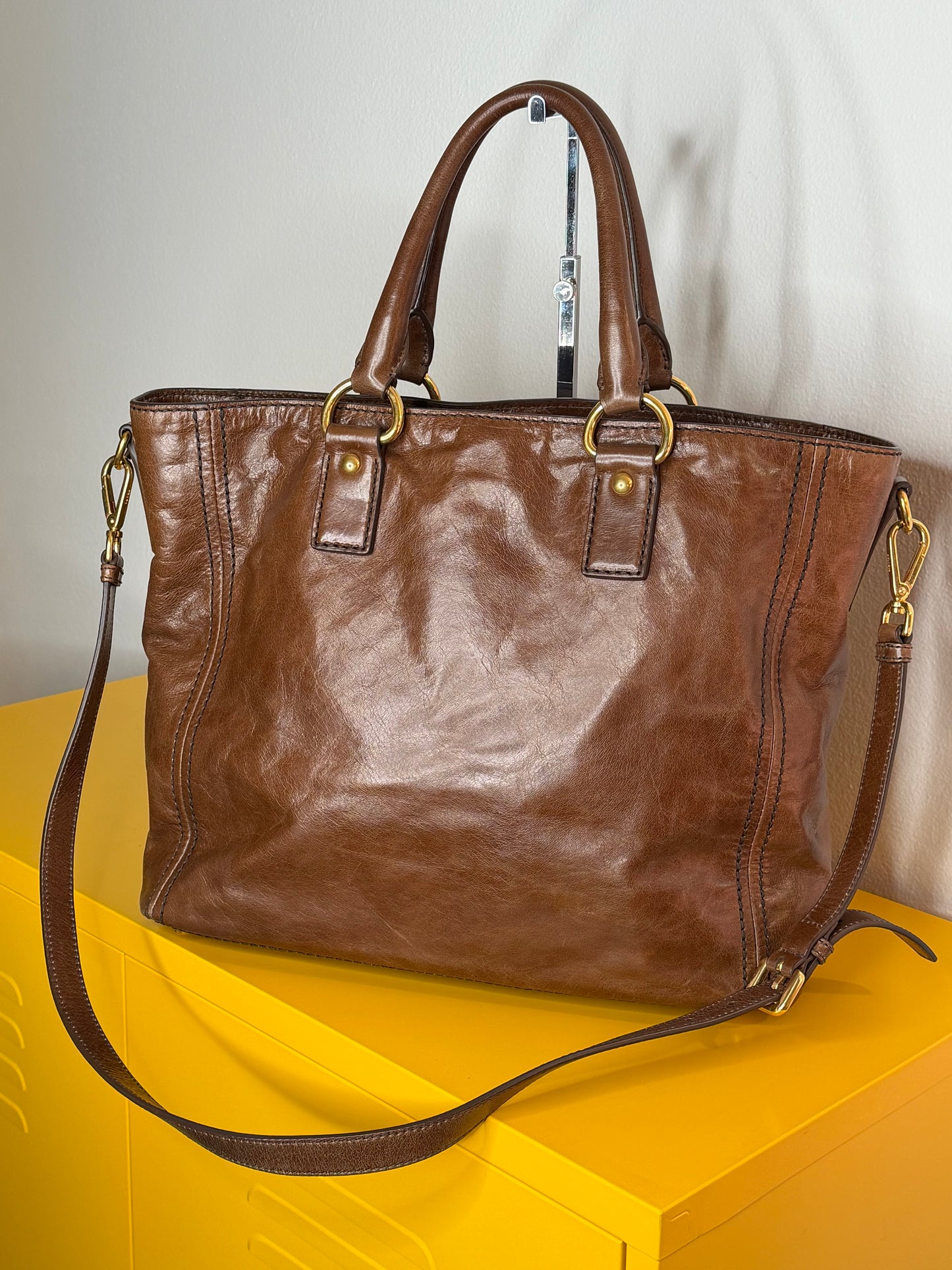 Prada tote nocciola