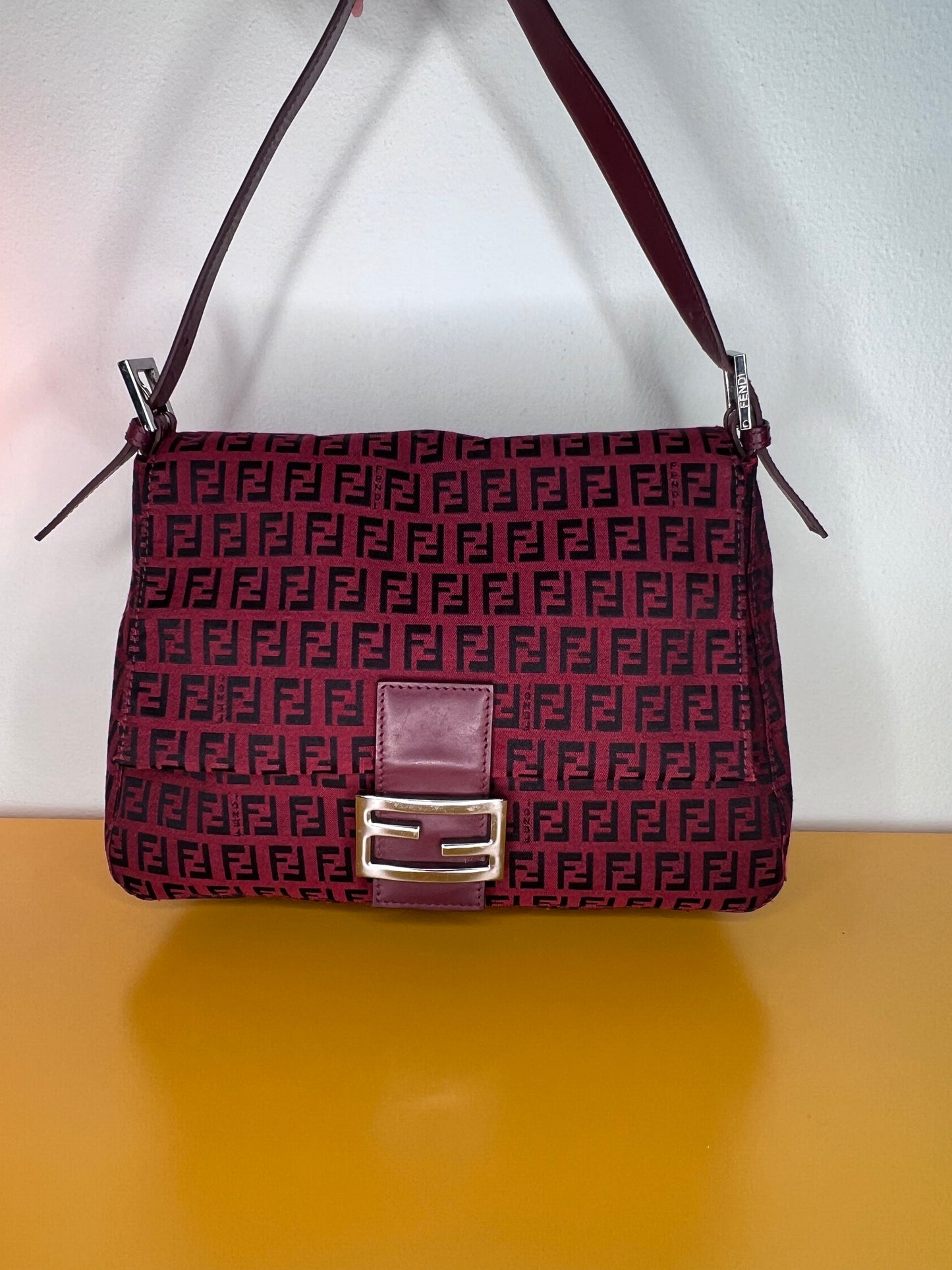 Fendi Mamma Baguette Bordeaux
