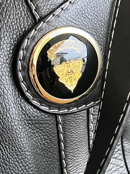Gucci tote hysteria