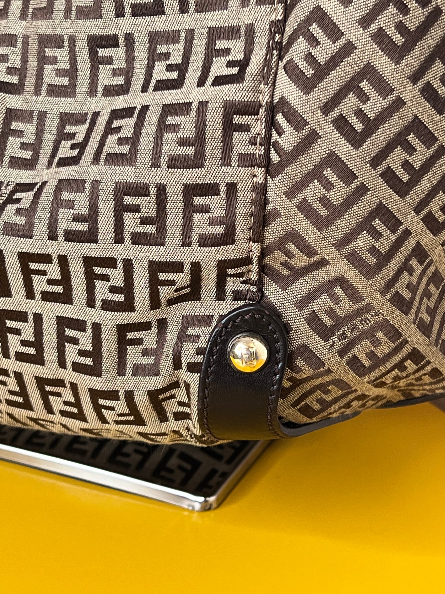 Fendi Hobo Manico Intrecciato