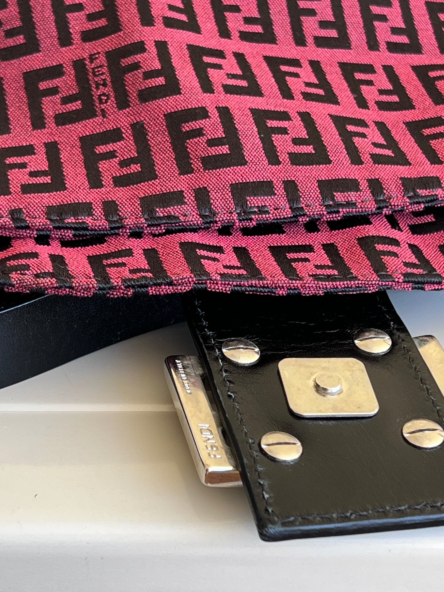 Fendi baguette Double Flap rossa/nera