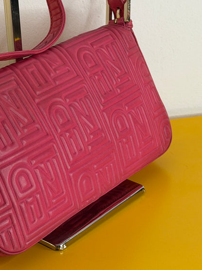 Fendi Baguette Fuxia