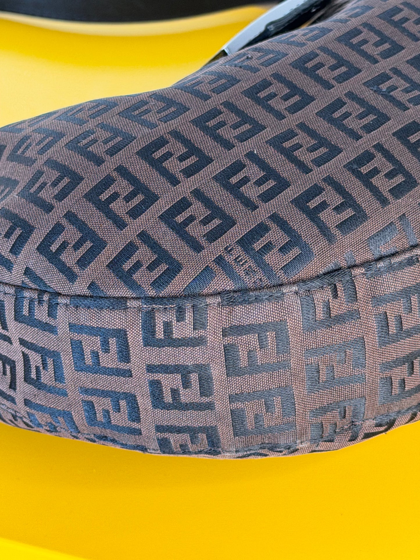 Hobo Fendi Zucchino