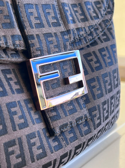 Fendi baguette Double Flap