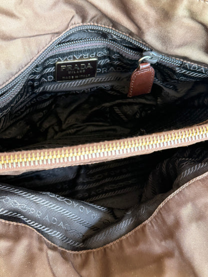 Prada tessuto catena