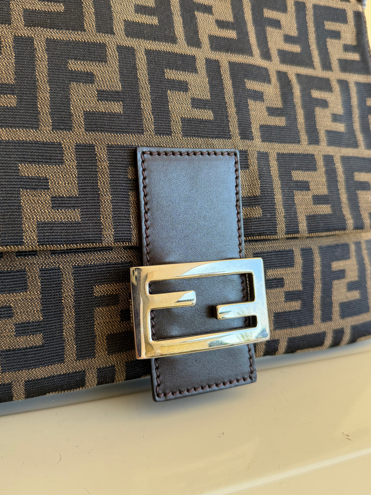 Fendi Mamma Baguette Zucca