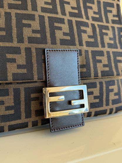 Fendi Mamma Baguette Zucca